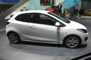 mazda2-ginebra-2.jpg