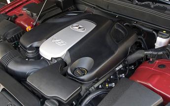 motor-v8-46-hyundai-genesis.jpg
