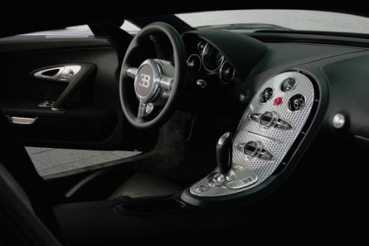 0511_naias_042006_bugatti_veyron_eb_164dashboard_view.jpg
