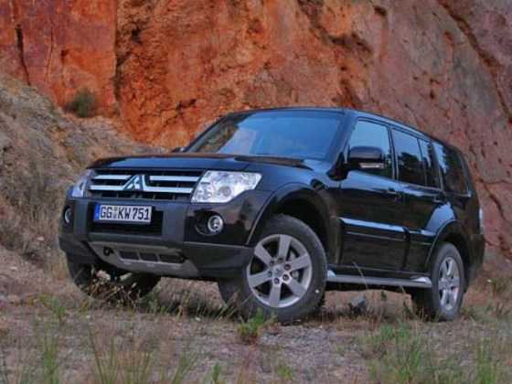 mitsubishi montero